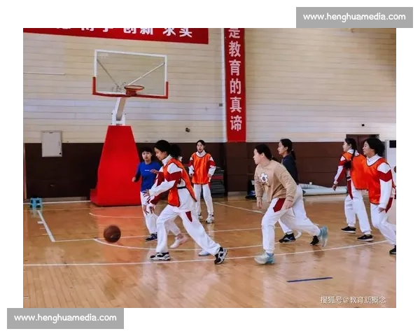 篮球赛场终场手势的象征意义与球员情感表达探讨 篮球赛场终场手势的象征意义与球员情感表达探讨